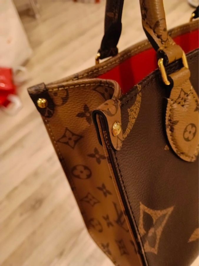 LV onthego pm 使用過2-3次 無瑕疵 有購證 有盒 大全配-7