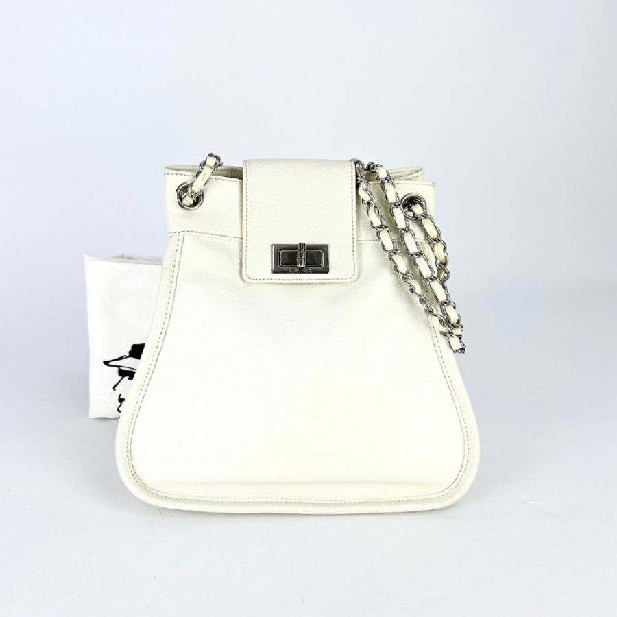 CHANEL 2.55 Mademoiselle Lock 肩背包 9開-0