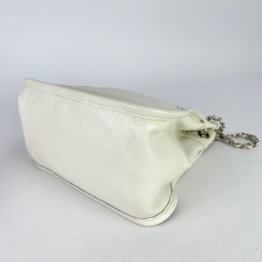CHANEL 2.55 Mademoiselle Lock 肩背包 9開-10