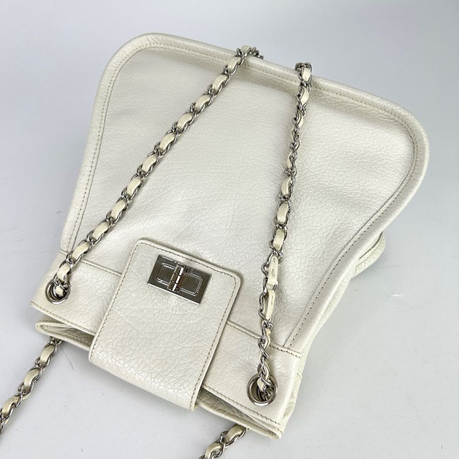 CHANEL 2.55 Mademoiselle Lock 肩背包 9開-18