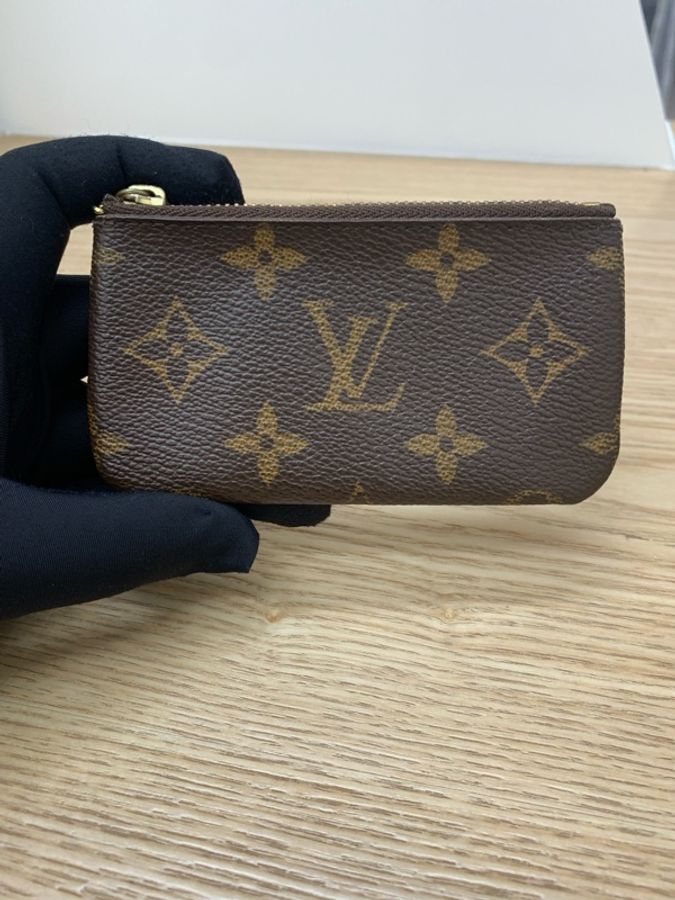 Lv coins bag-1