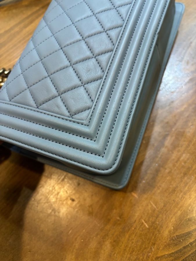 香奈兒chanel Le Boy 25 藍灰色 淡金鍊-3