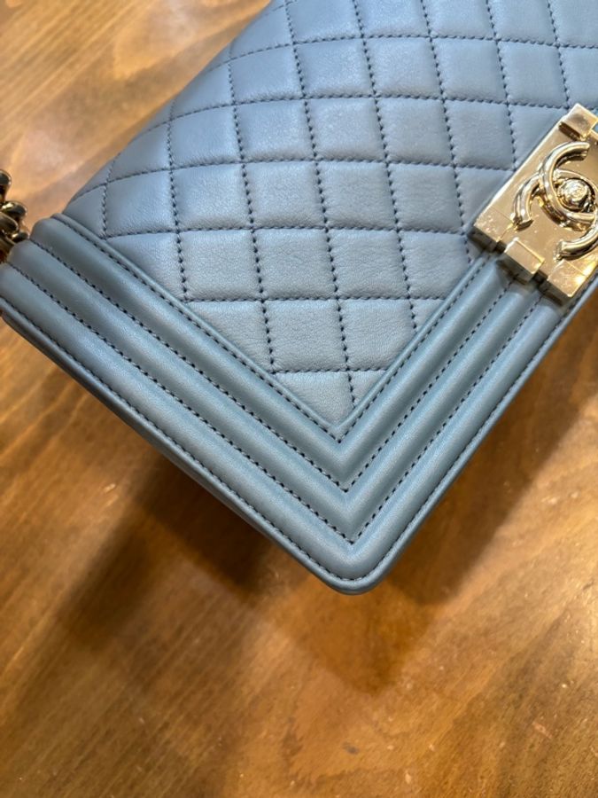 香奈兒chanel Le Boy 25 藍灰色 淡金鍊-8