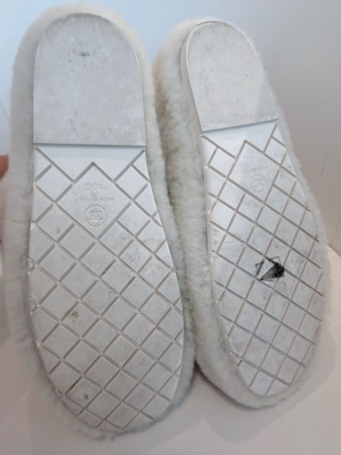 CHANEL✨厚底雙C毛毛拖 白色 #40-7