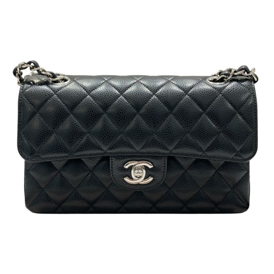 CHANEL 香奈兒 A01113 SMALL CLASSIC FLAP BAG 23 翻蓋肩背包 荔枝牛皮 黑色 銀釦-1