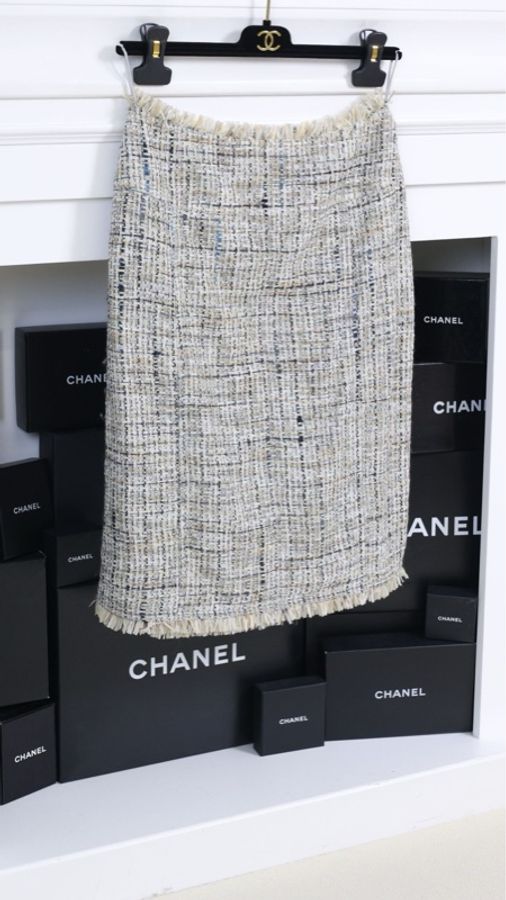 Chanel 1998年浅灰色编织上衣外套半裙套装-12