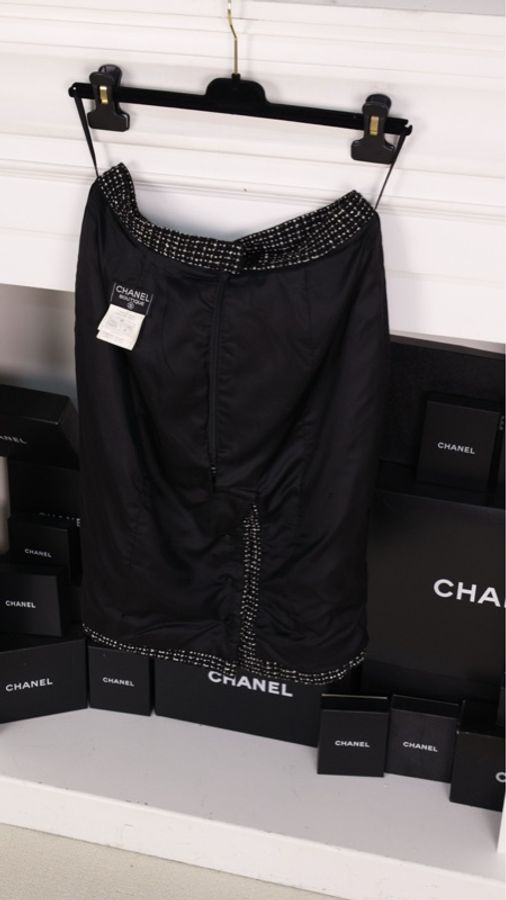 Chanel 96年蓝色粗花呢白色滚边外套半裙套装-2