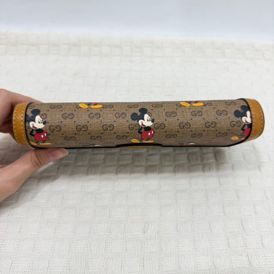 [絕版品項甜價釋出🥨]  Gucci老花棕色牛皮米老鼠長夾-6