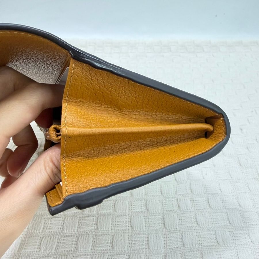 [絕版品項甜價釋出🥨]  Gucci老花棕色牛皮米老鼠長夾-11