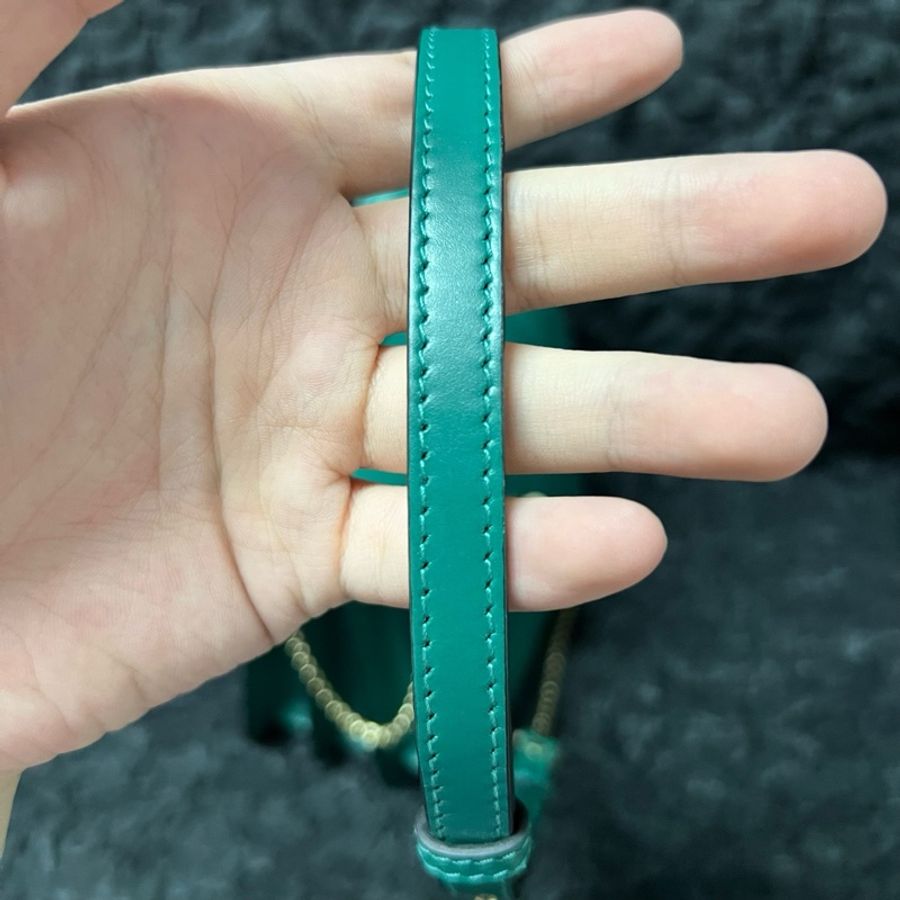 Bvlgari/寶格麗 Serpenti 綠色蛇頭風琴手提斜挎鏈條包小號 尺寸:20*4*14cm 。-6