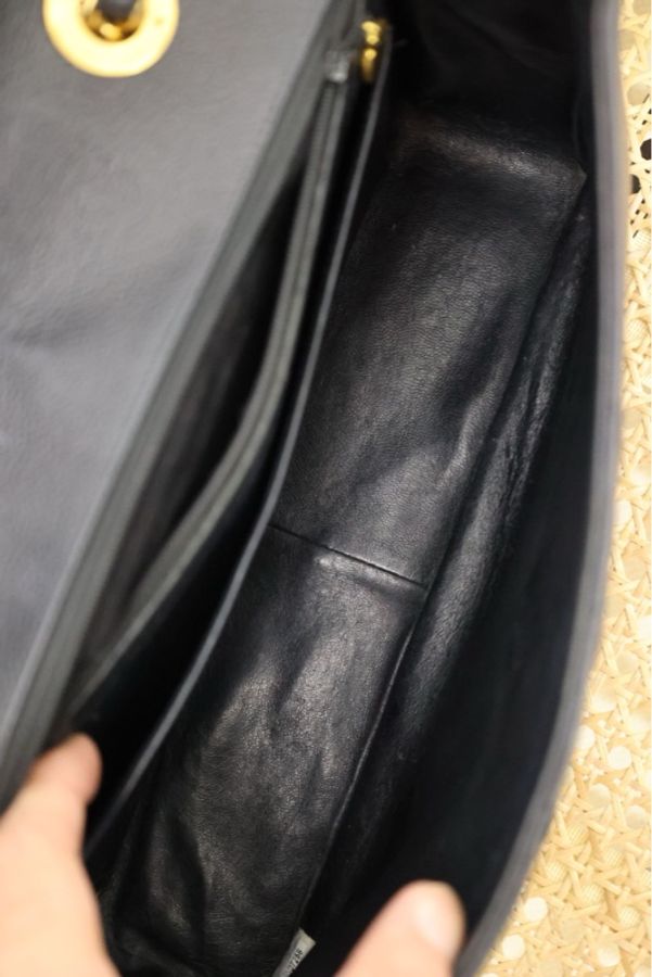 Chanel黑金荔枝皮鱼子酱CF Jumbo浮雕贝嫂30单肩包-7