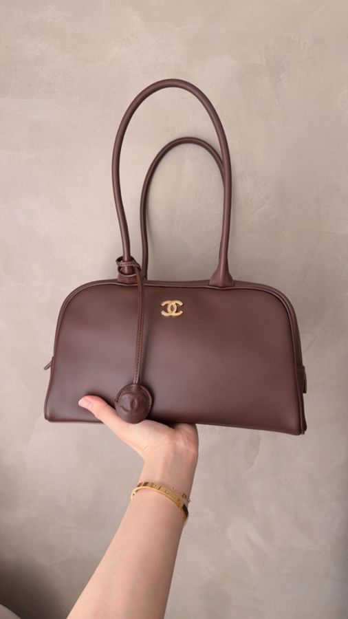 Chanel 26b 全新季保齡球包 最新小尺寸❤️ 牛皮款巧克力色🍫-4