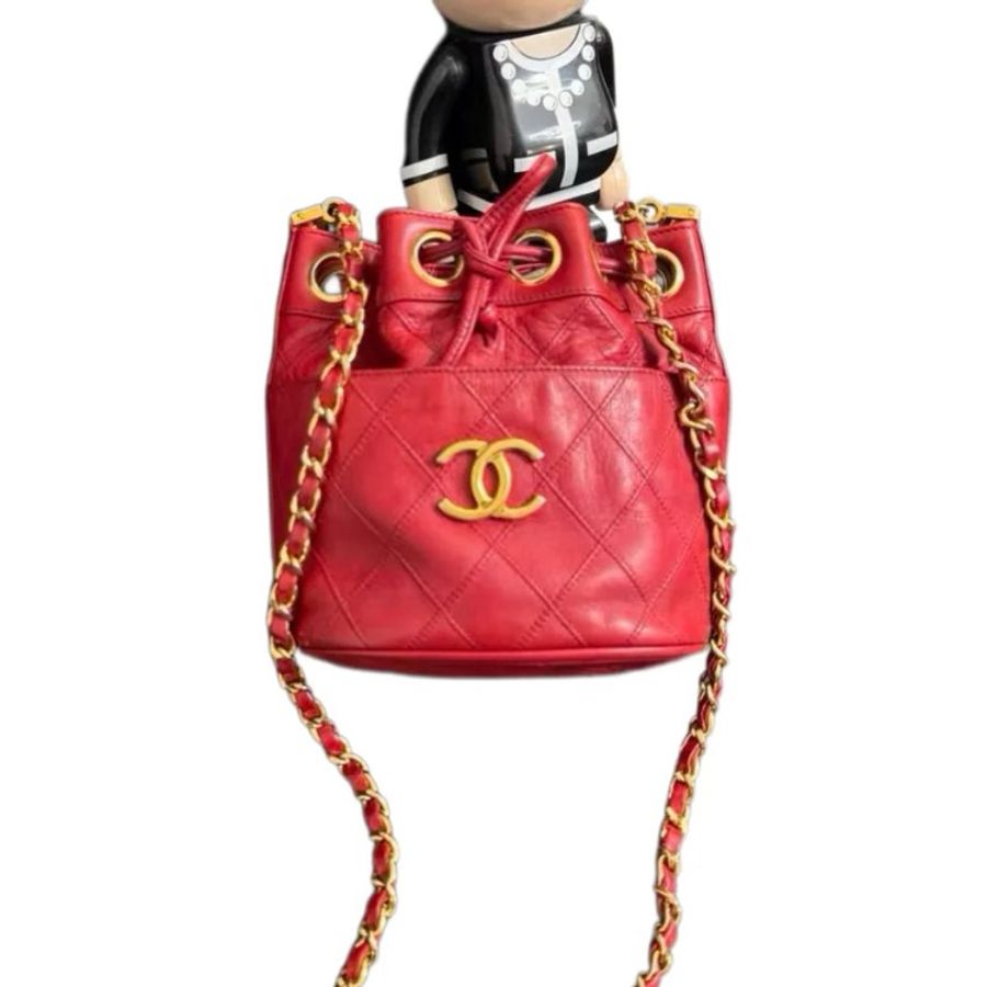 Chanel香奈兒菱格紋雙C LOGO鏈條水桶包-8
