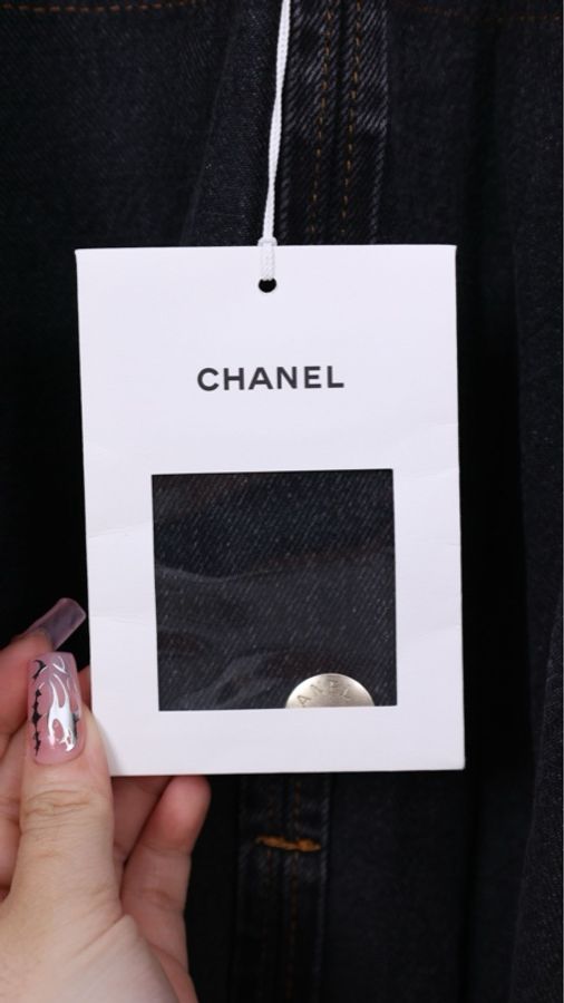 Chanel 19年雪地系列皮革丹宁牛仔拼接双排扣大衣-24