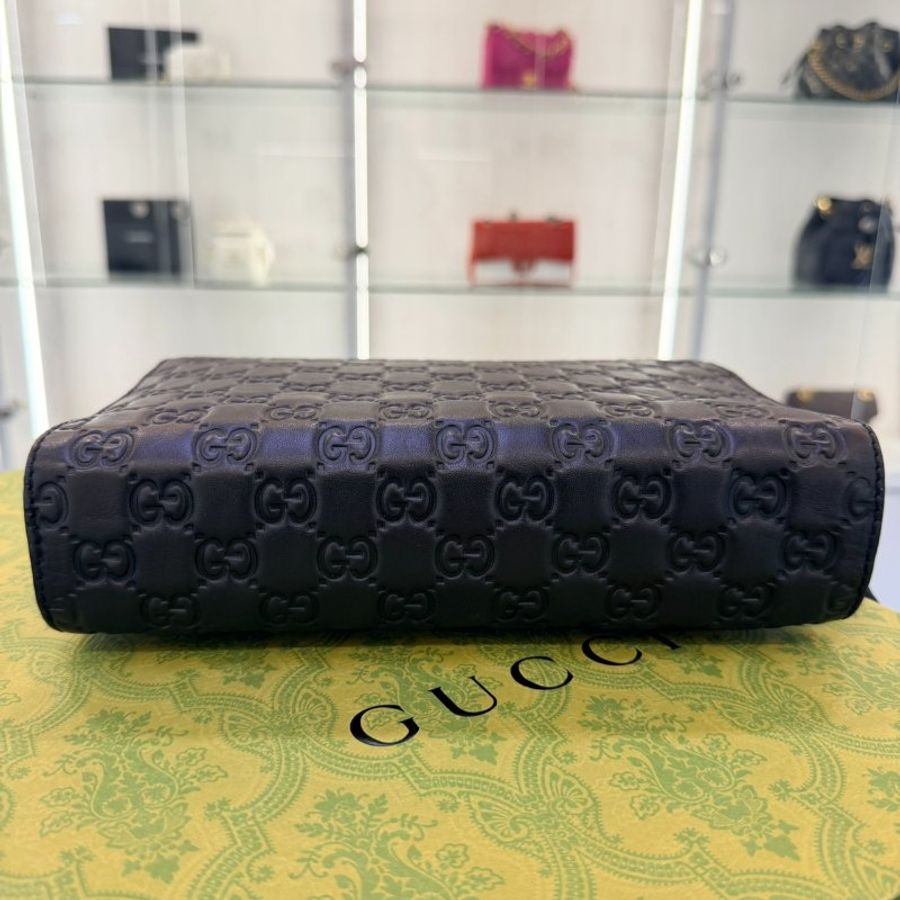 Gucci Signature 壓紋手拿包-4
