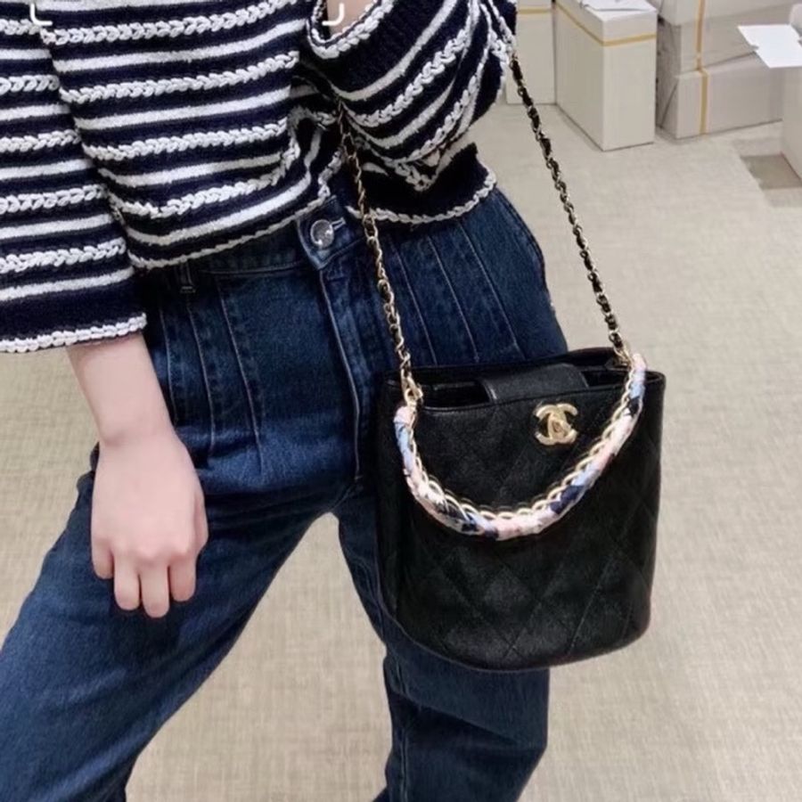 Chanel 香奈兒 黑金 嬉皮 2way水桶包 29開帶卡 尺寸:18*21*15cm-6