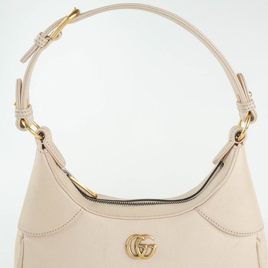 GUCCI Aphrodite Small Shoulder Bag|米白色牛皮雙 G 腋下包|奶油白質感、法式優雅日常|KÉSH 凱仕精品-14