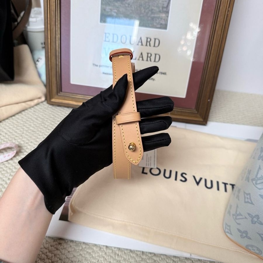 路易威登Louis Vuitton LV Mini Bucket 淺藍老花迷你水桶包|春夏限定配色-9