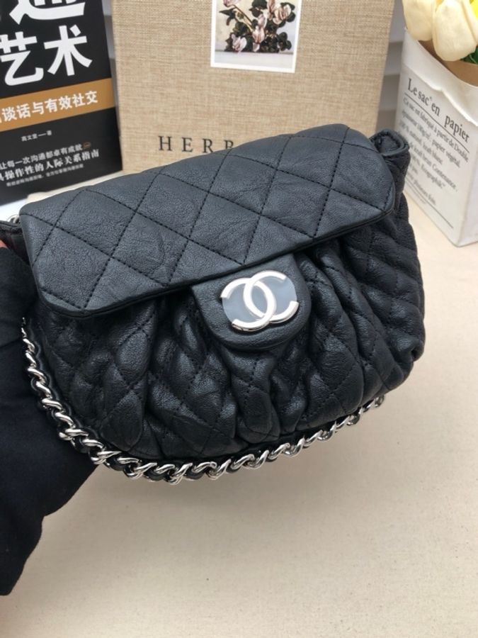 Chanel 香奈兒滾邊南瓜包小號皮穿鏈條-6