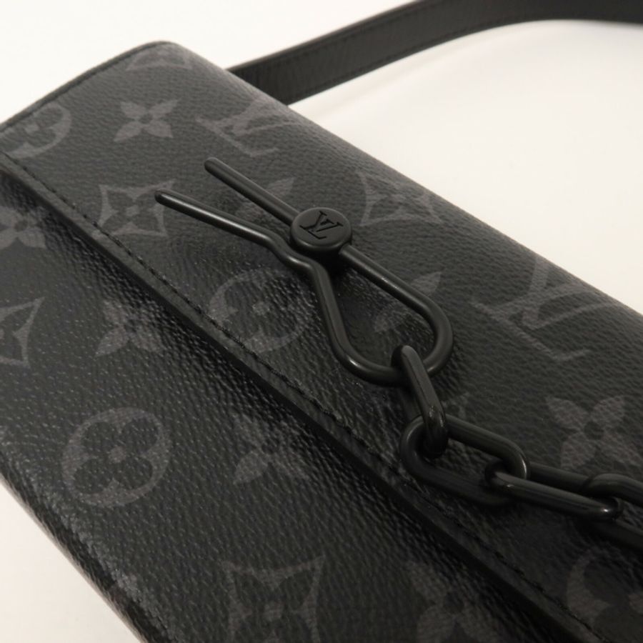 LOUIS VUITTON Monogram Eclipse Steamer Wearable Wallet肩背袋-9