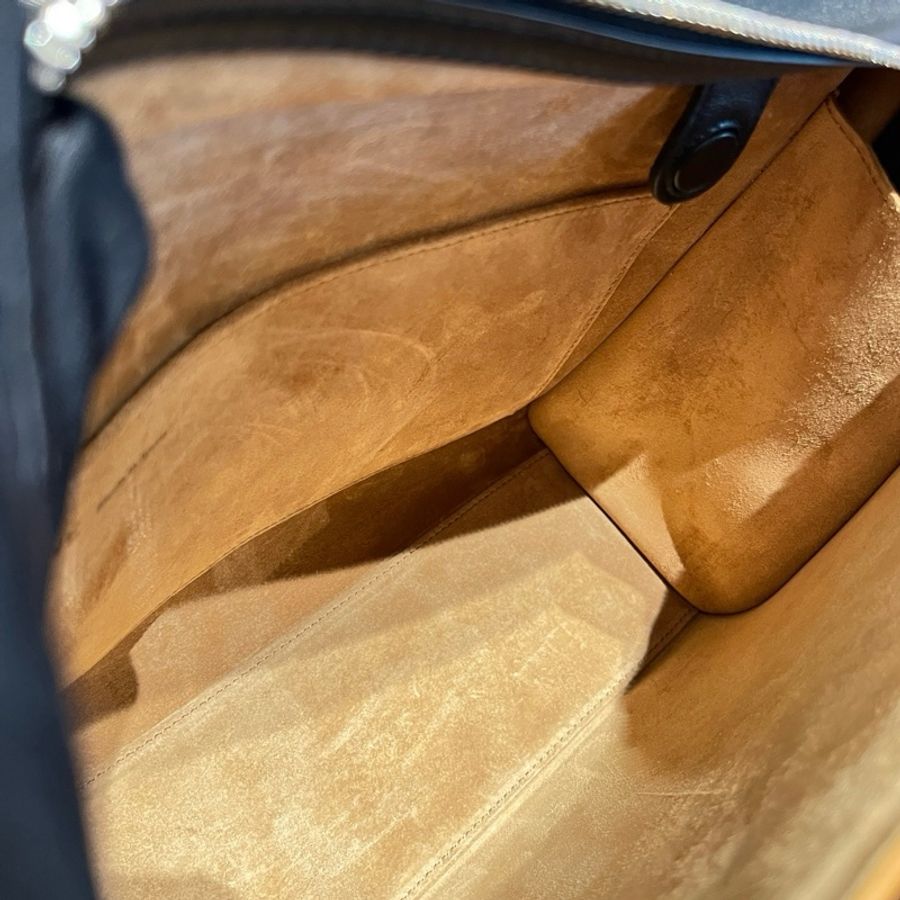 Loewe羅意威 黑色牛皮180週年限定amazona單肩包手提包腋下包 小號 銀扣-5