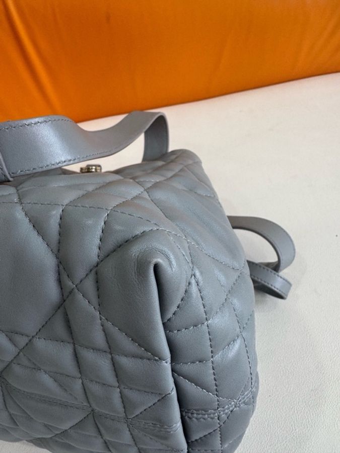 Dior 迪奧 Toujours中號橫版土著包 岩石灰牛皮 尺寸23×24×16,-6