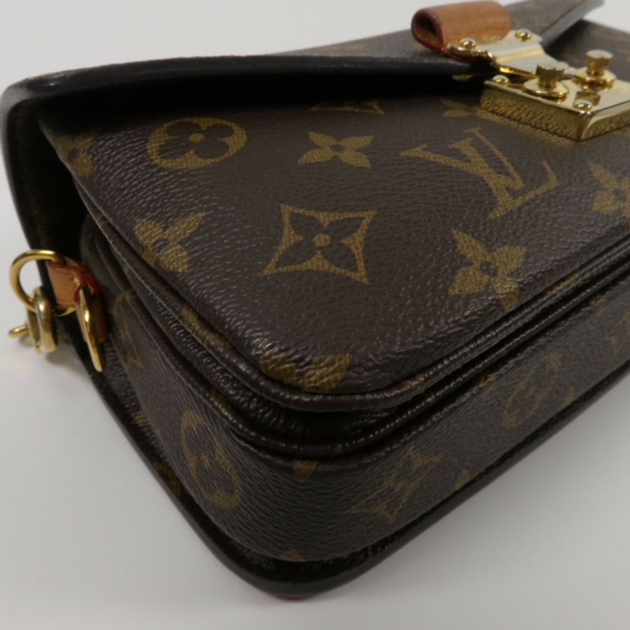 LOUIS VUITTON Monogram Pochette Metis East West金扣手挽肩背兩用袋-9