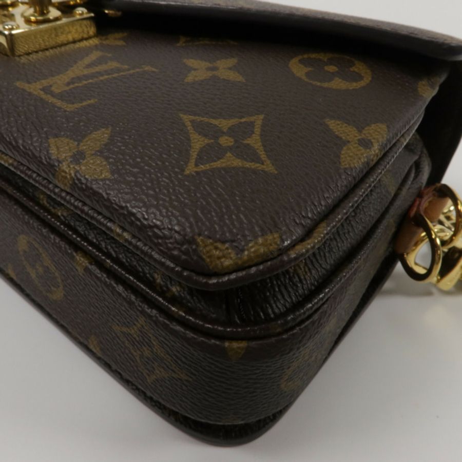 LOUIS VUITTON Monogram Pochette Metis East West金扣手挽肩背兩用袋-10