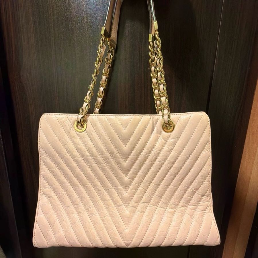 Michael Kors 山型紋牛皮金鍊包-6