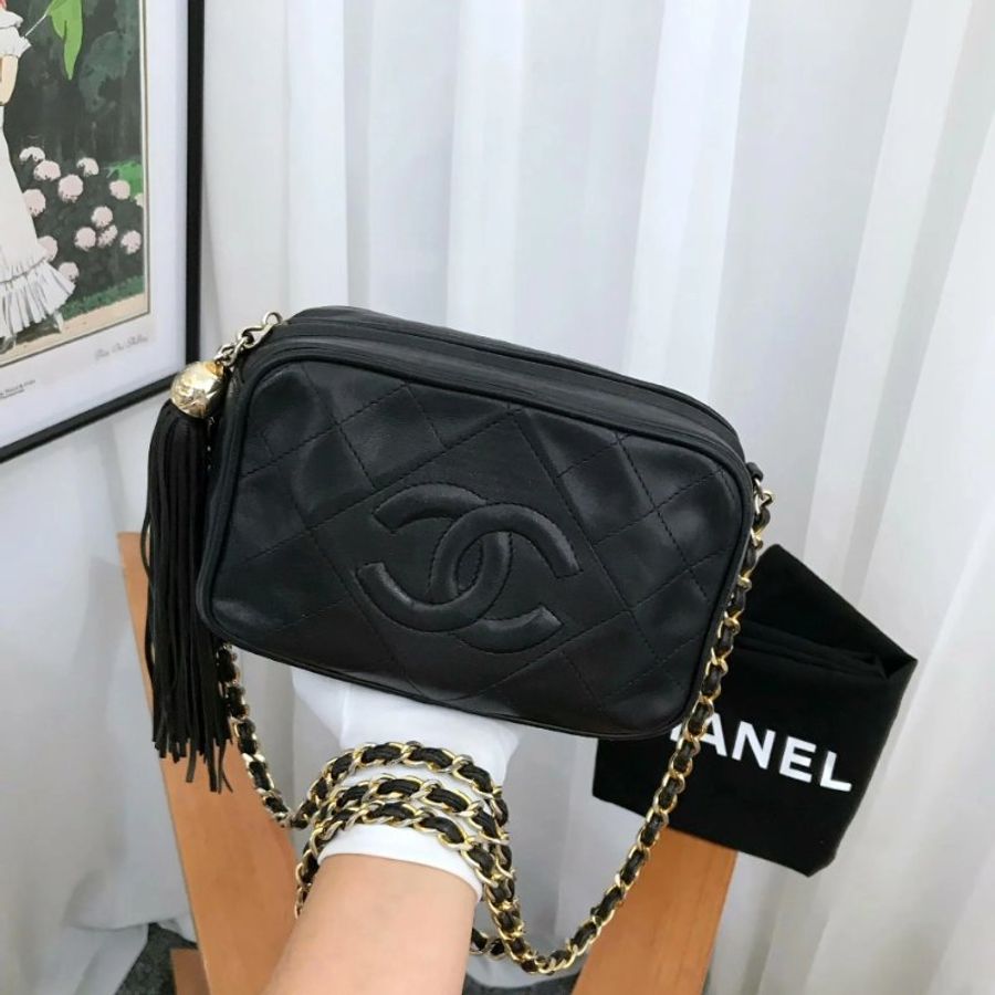 Chanel香奈兒黑金菱格紋相機鏈條包-4