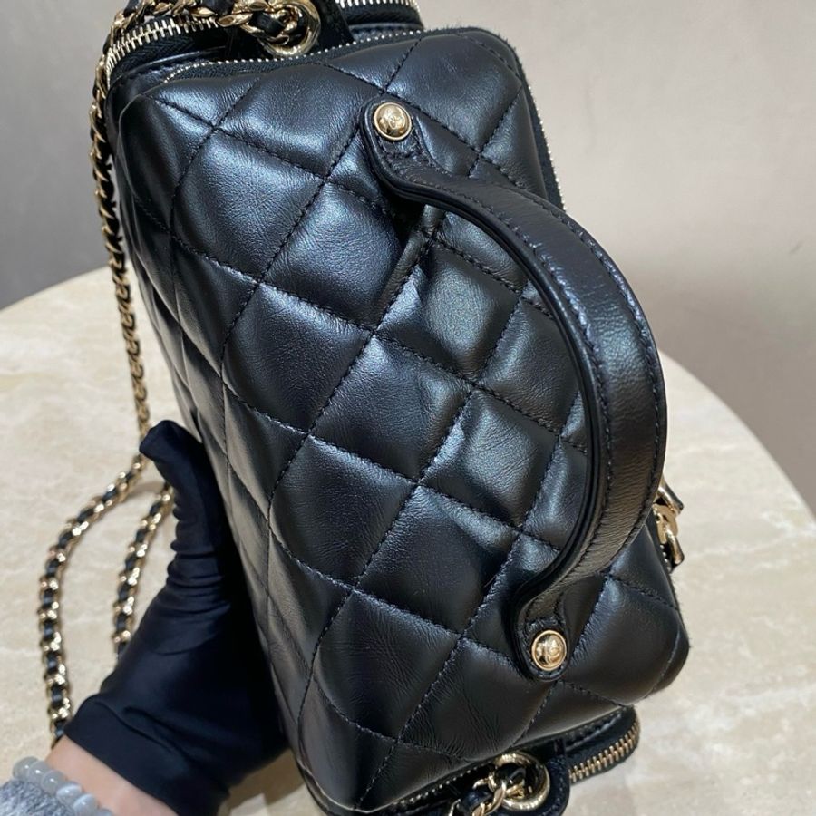 Chanel/香奈兒 24K芯片款黑色羊皮淺金扣相機包手提包斜挎方盒子包鏈條包,-4