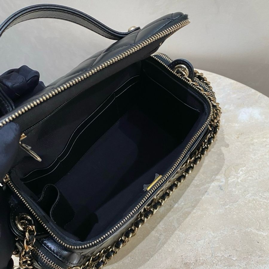 Chanel/香奈兒 24K芯片款黑色羊皮淺金扣相機包手提包斜挎方盒子包鏈條包,-7