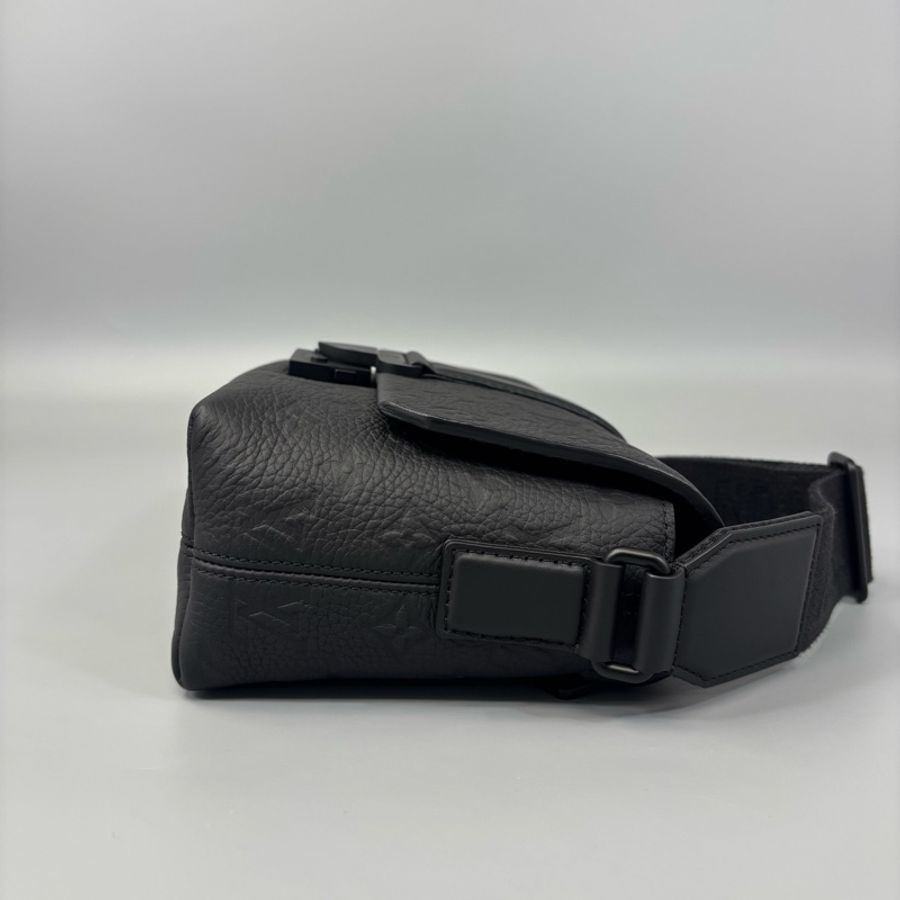 Louis Vuitton 路易威登 S-Cape磨砂黑劍橋包 純芯片 尺寸25*16-4