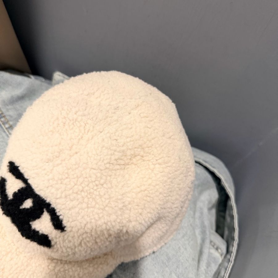 超難買!Chanel 香奈兒 25B 泰迪羊毛 棒球帽 白杏色-9