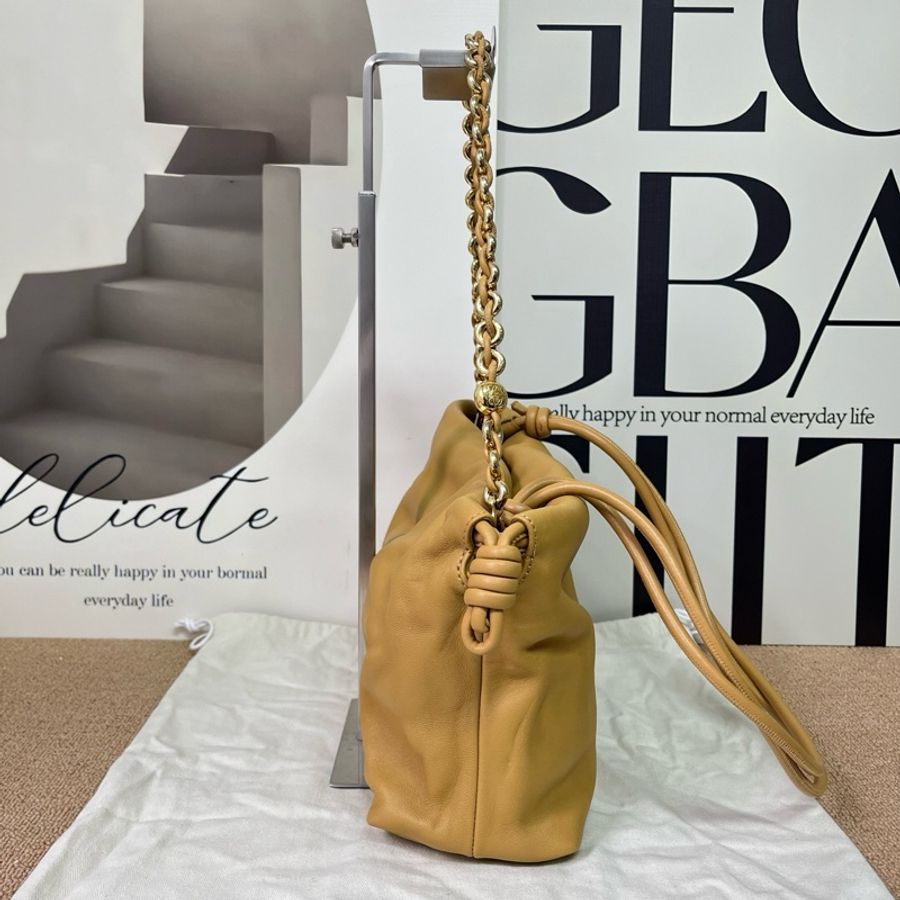 Loewe羅意威 奶茶色Flamenco新款福袋單肩包手提包-2