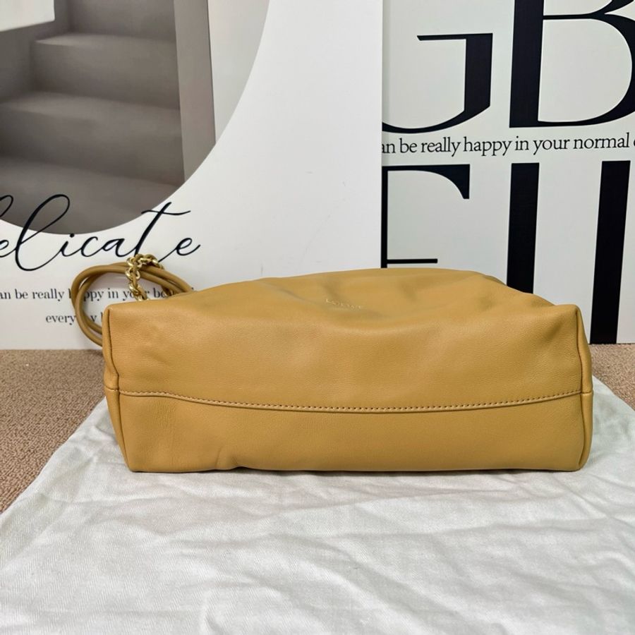 Loewe羅意威 奶茶色Flamenco新款福袋單肩包手提包-4