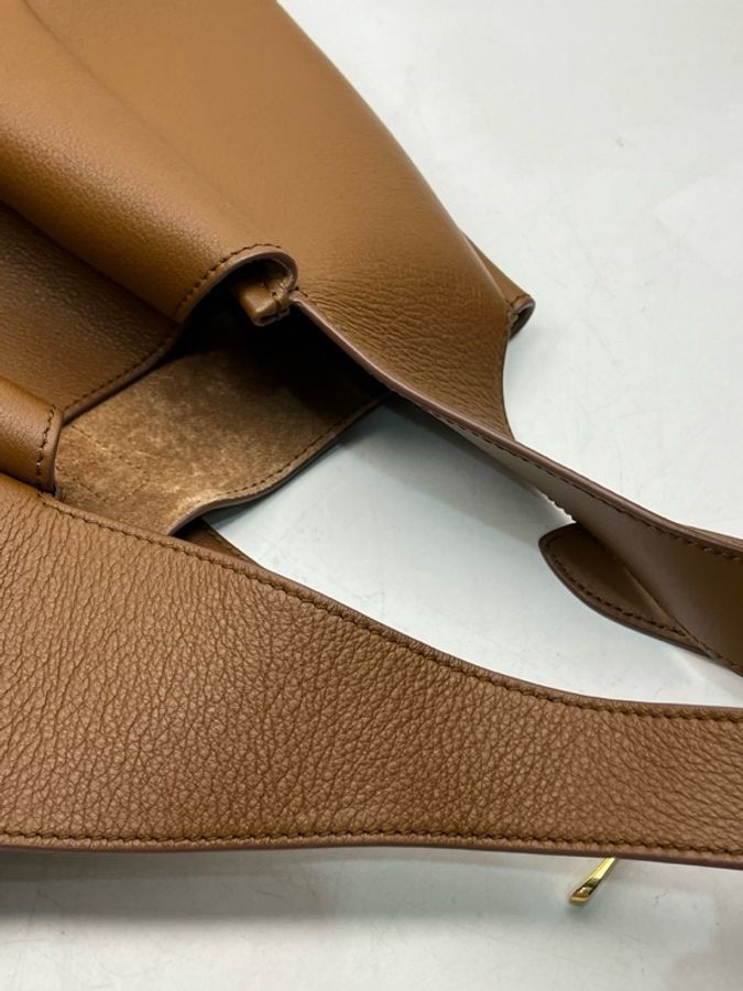 YSL 聖羅蘭 hobo水桶包大號 棕色 尺寸:長30cm 寬13cm 高31cm。-13
