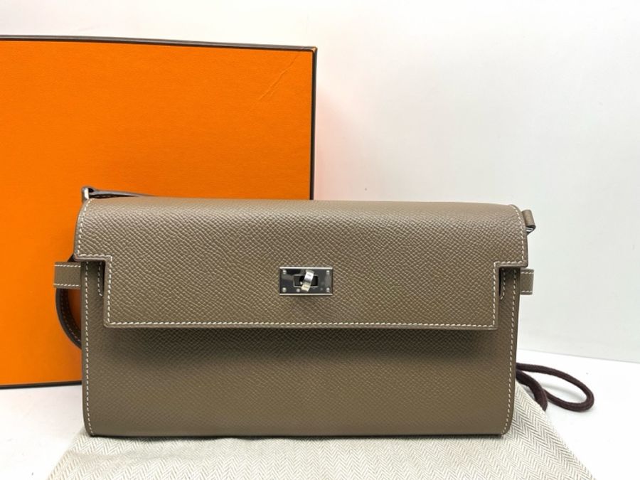 Hermes愛馬仕 Kelly to go 大象灰銀扣 Togo牛皮 Y刻 尺寸:20×11cm。-0