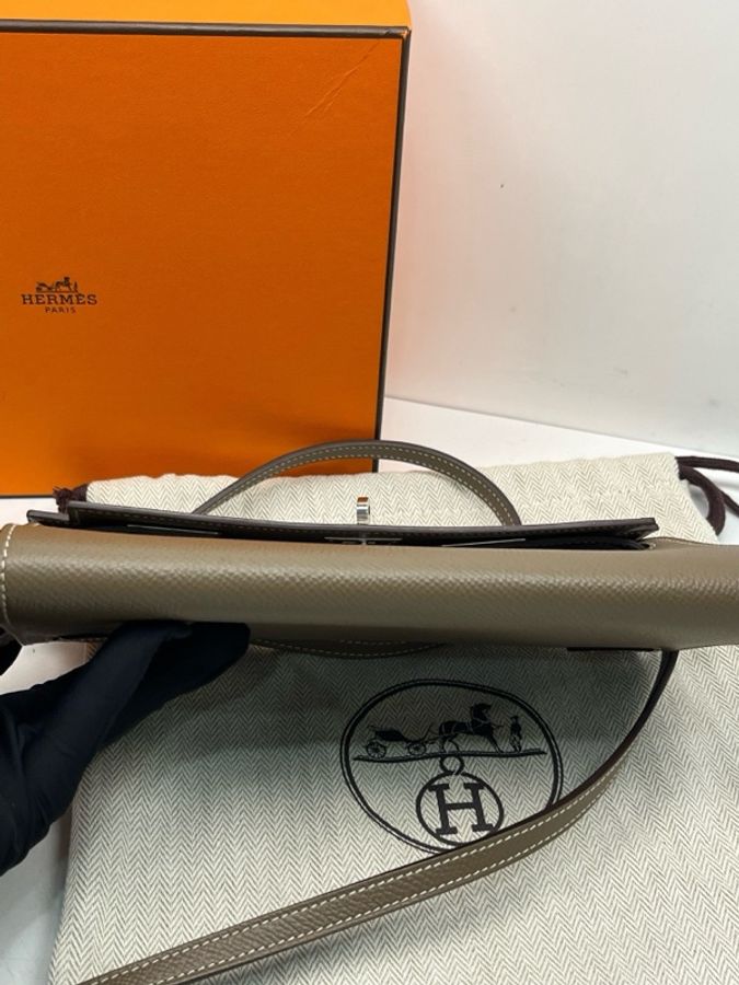 Hermes愛馬仕 Kelly to go 大象灰銀扣 Togo牛皮 Y刻 尺寸:20×11cm。-4