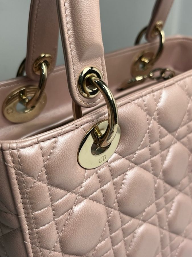 Dior 迪奧 戴妃五格 珠光粉色羊皮金扣 尺寸:底長24釐米。-13