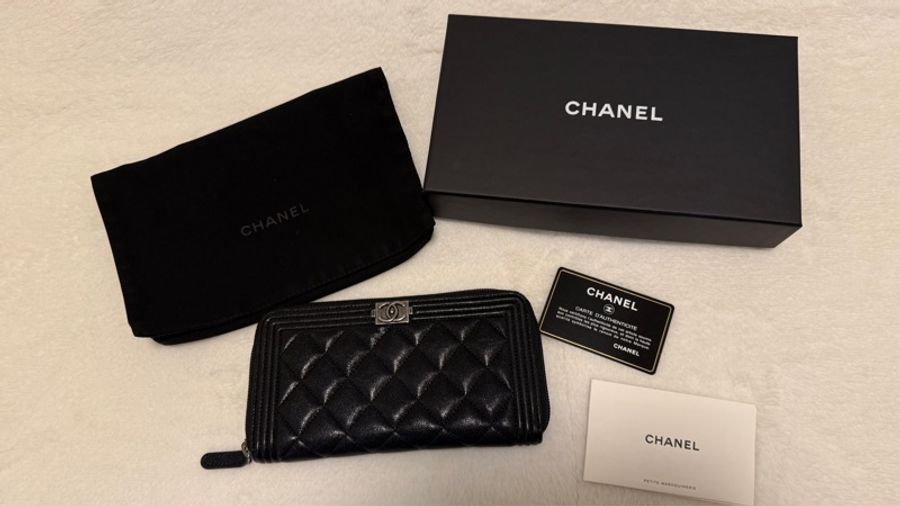 Chanel boy荔枝皮 銀扣長夾 ㄇ字拉鏈款-0