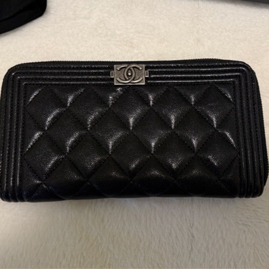 Chanel boy荔枝皮 銀扣長夾 ㄇ字拉鏈款-9