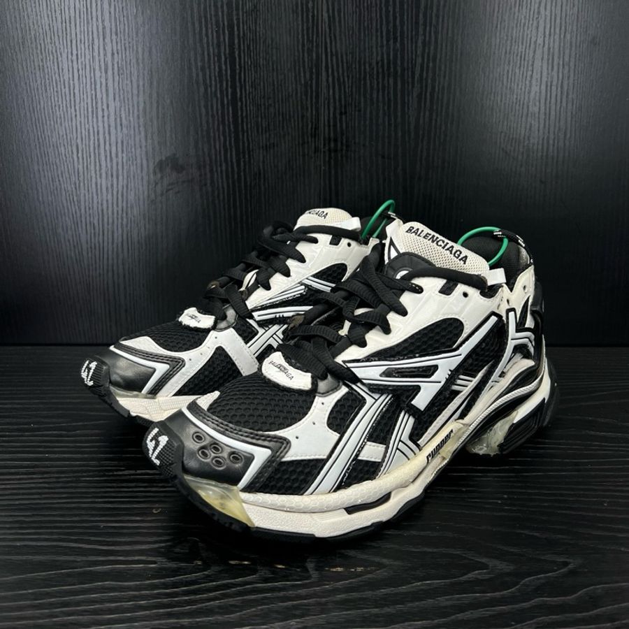 Balenciaga巴黎世家 runner 黑白 42碼-0