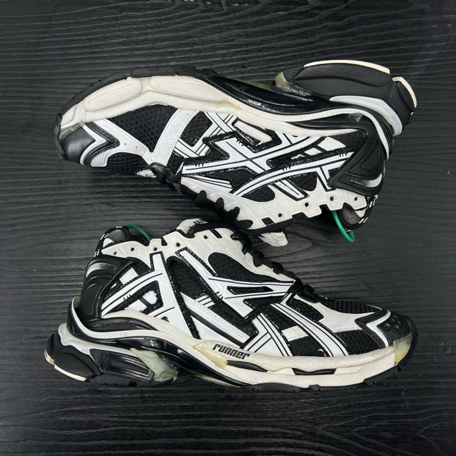 Balenciaga巴黎世家 runner 黑白 42碼-6