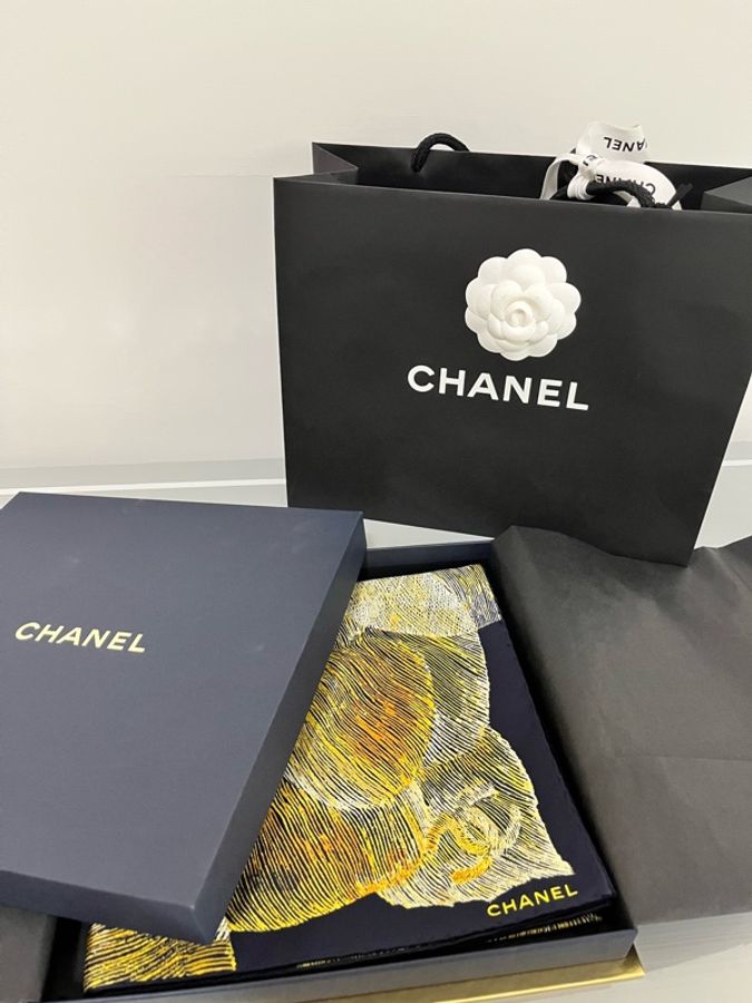 CHANEL 香奈兒 《全新》2025 VIC 中秋限定絲巾|VIP禮贈品|全新未使用|收藏推薦-29