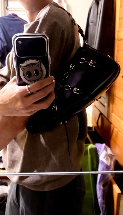 🌟稀有vintage Dior bondage 亮面牛皮肩背包-1