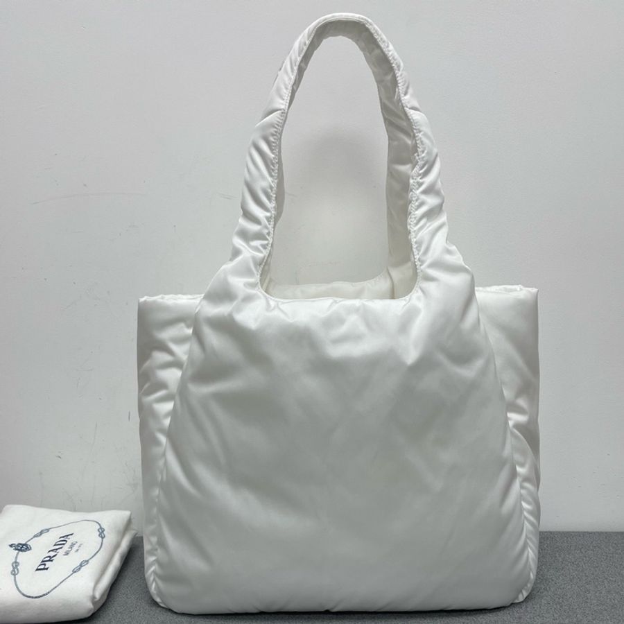 99新 Prada普拉達 菜籃子大號 底長39(未使用)-1