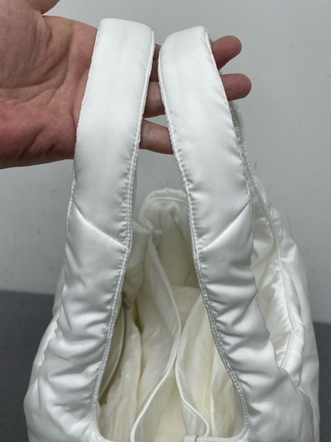 99新 Prada普拉達 菜籃子大號 底長39(未使用)-17