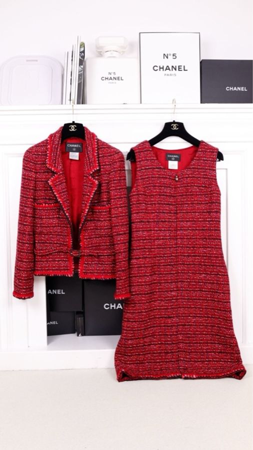 Chanel 01年玫紫色粗花呢腰带两口袋上衣无袖连衣裙套装-0
