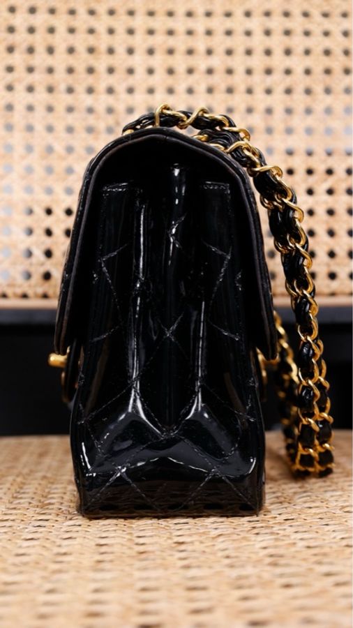 Chanel 4开黑金漆皮书包扣双子星cf中号单肩包-3
